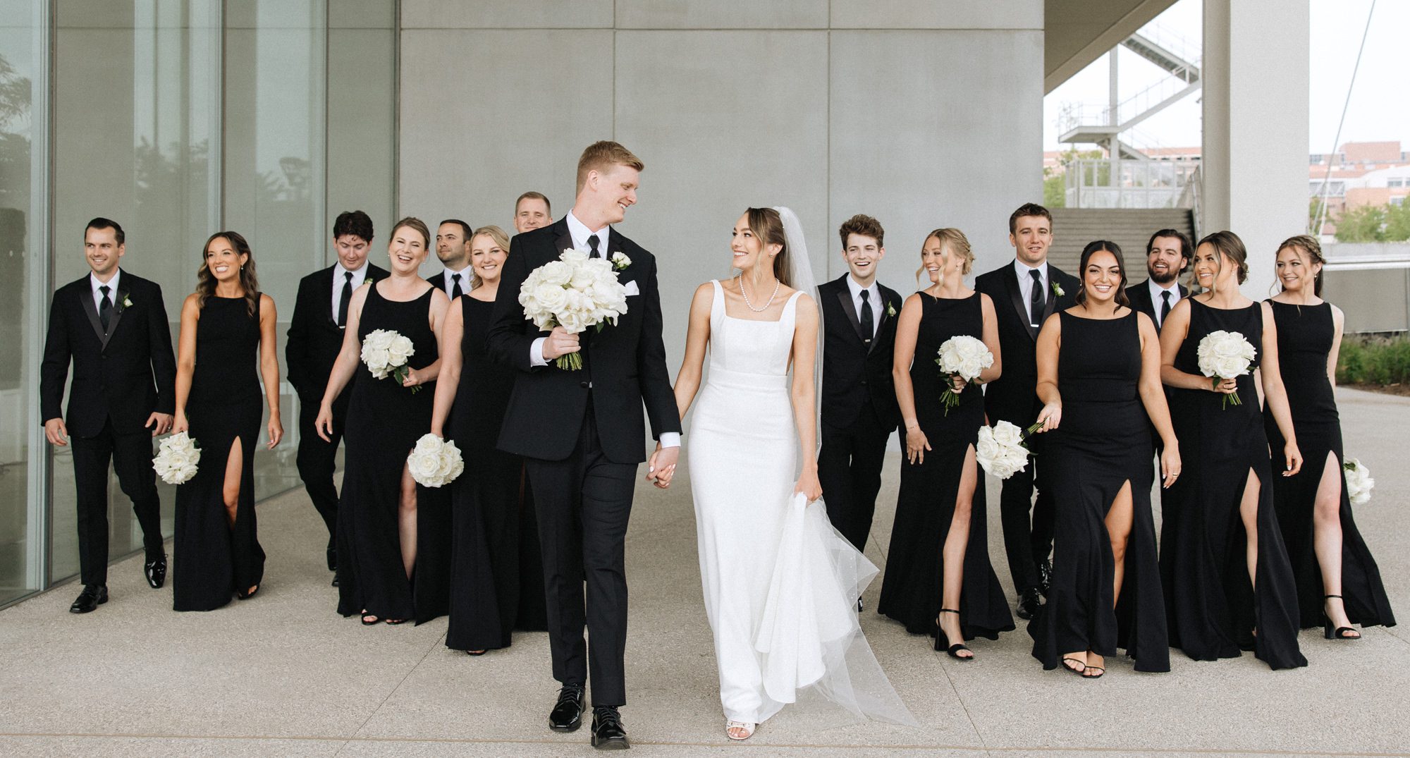 des moines wedding photographer